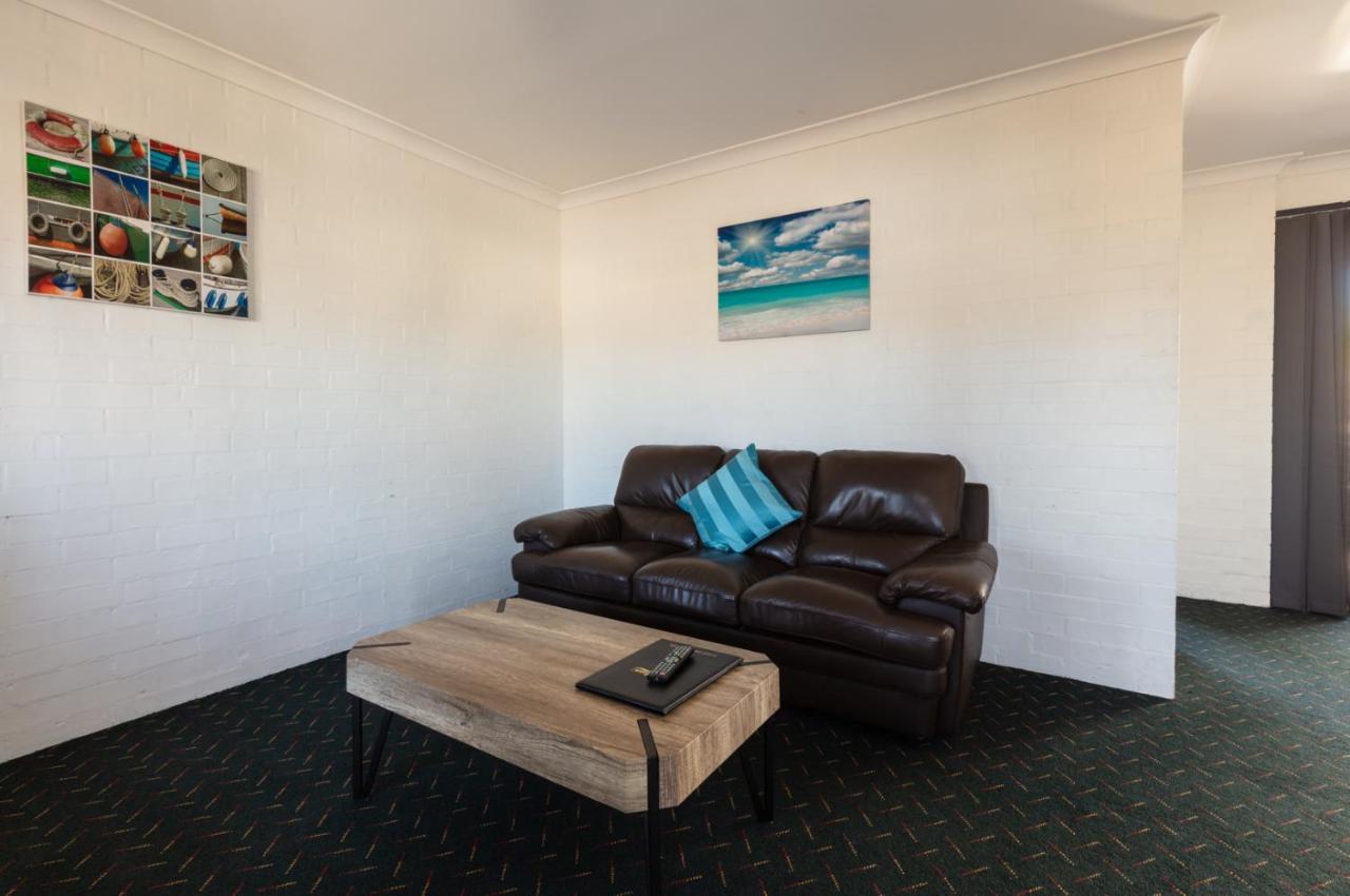 Sails Geraldton Accommodation מראה חיצוני תמונה