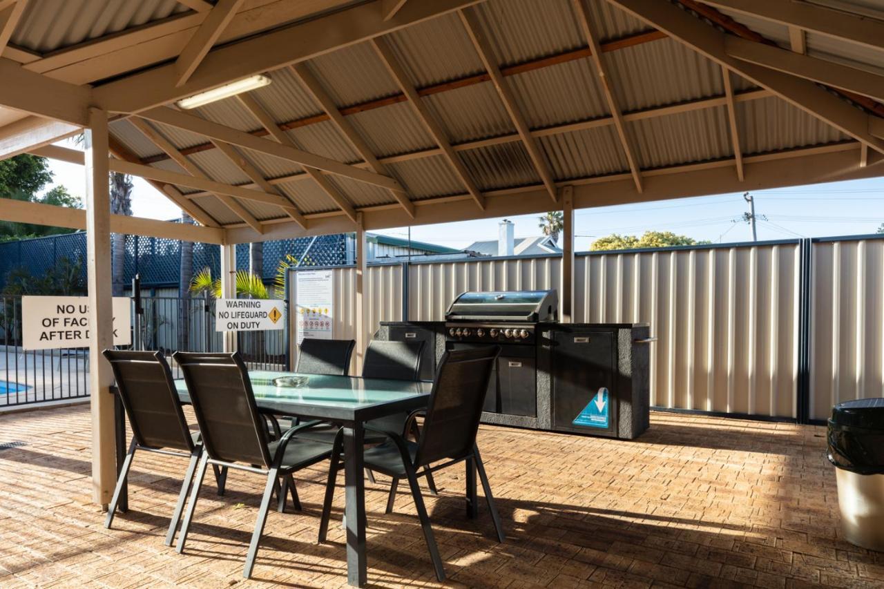 Sails Geraldton Accommodation מראה חיצוני תמונה