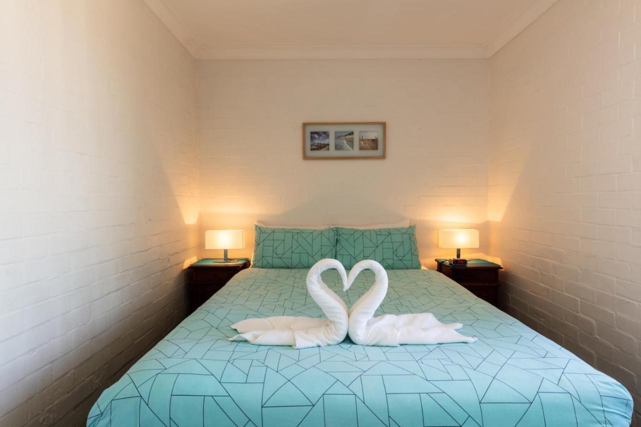 Sails Geraldton Accommodation מראה חיצוני תמונה