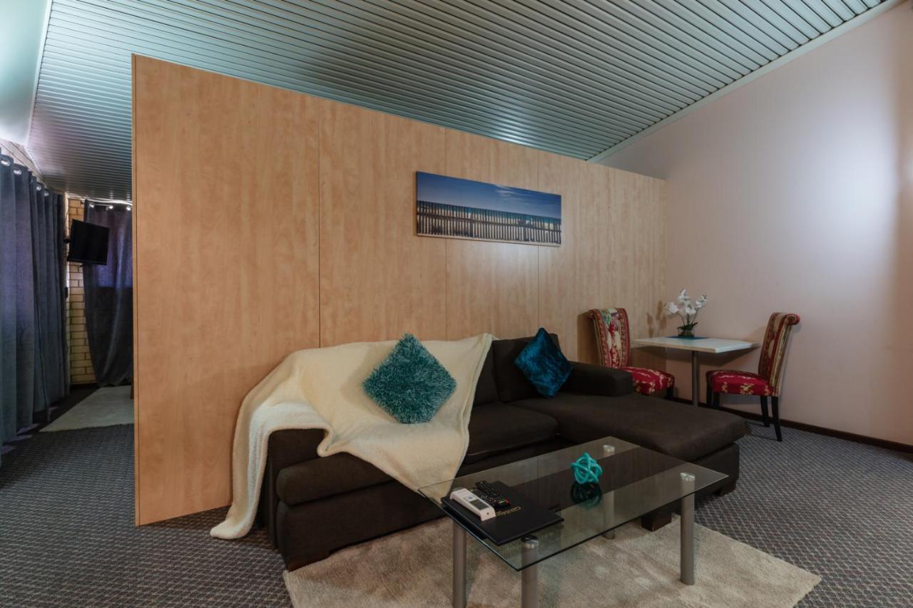 Sails Geraldton Accommodation מראה חיצוני תמונה