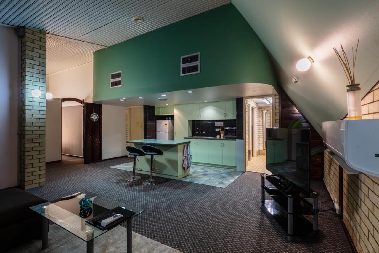 Sails Geraldton Accommodation מראה חיצוני תמונה